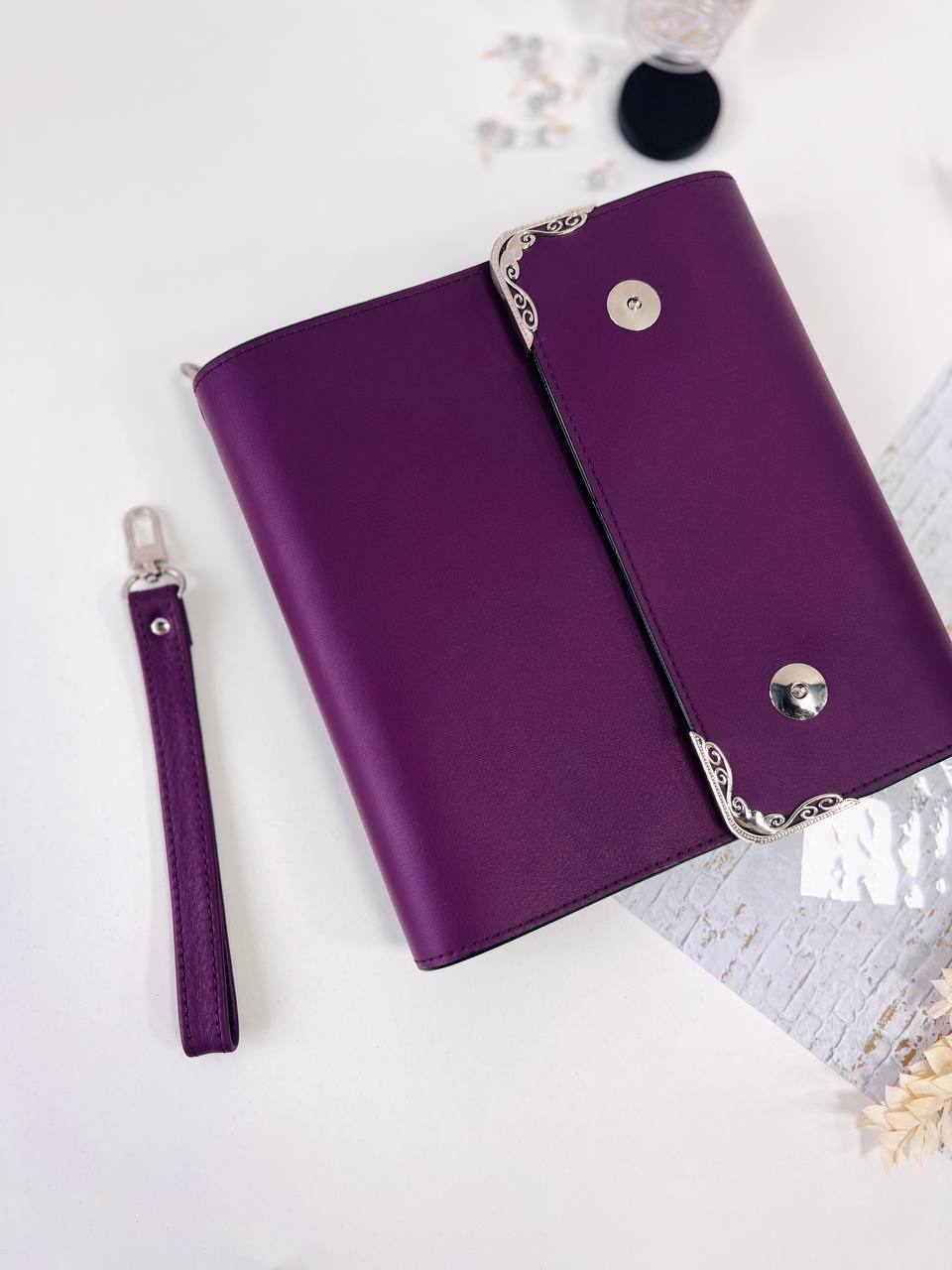 Violet Natural Italian Leather Planner A5, gift for her, perfect planner, Ring Planner Agenda A5 Six Ring Planner and Ring Personal Planner.