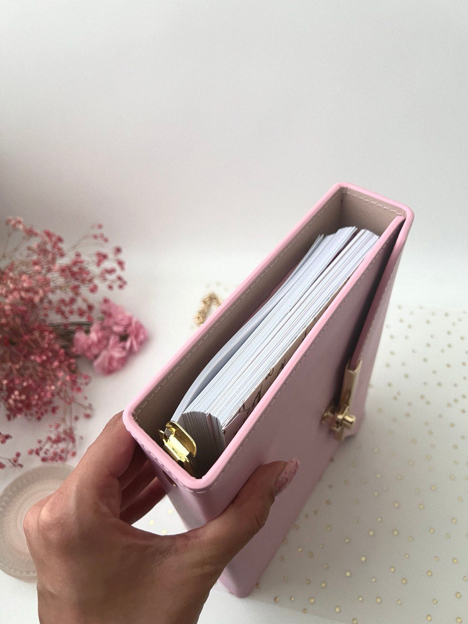 Hard cover A5 pink.