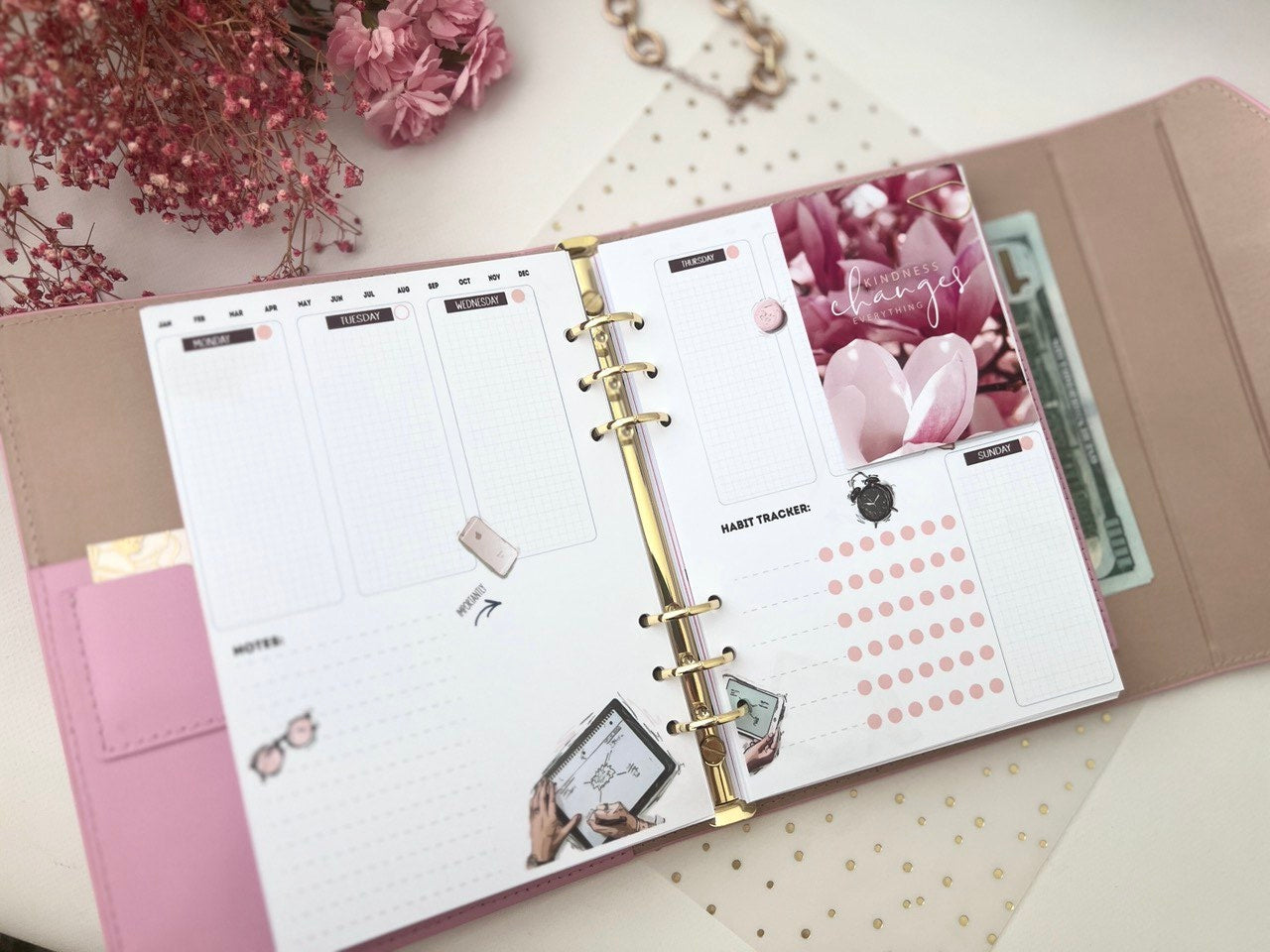 Hard cover A5 pink.