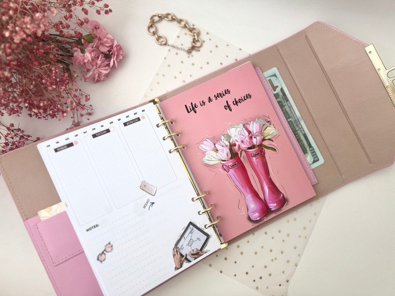 Hard cover A5 pink.