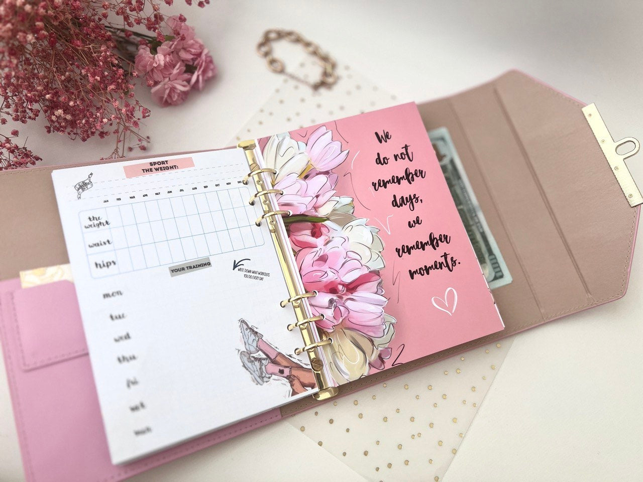 Hard cover A5 pink.