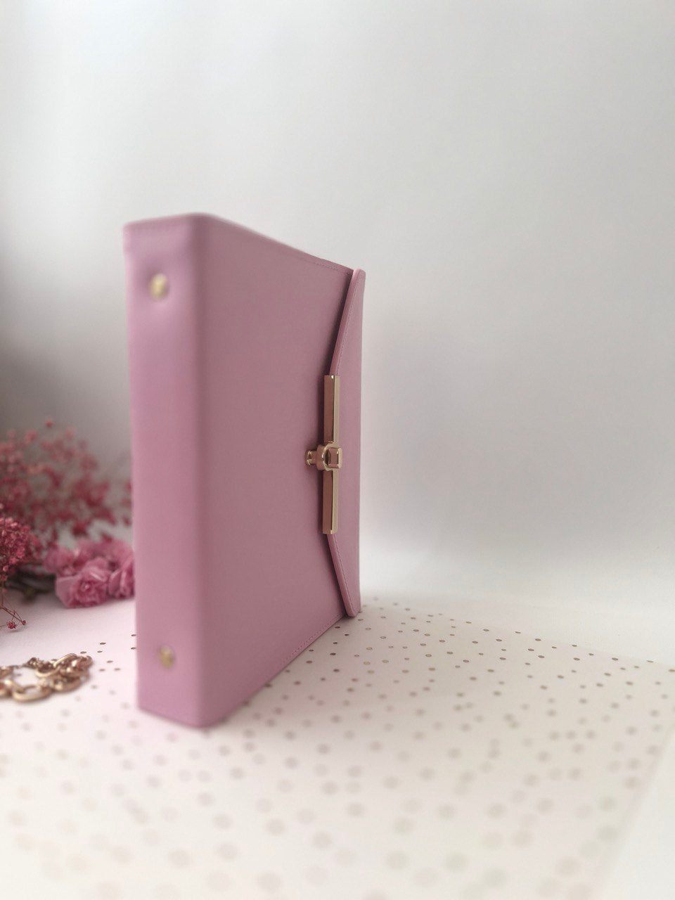 Hard cover A5 pink.