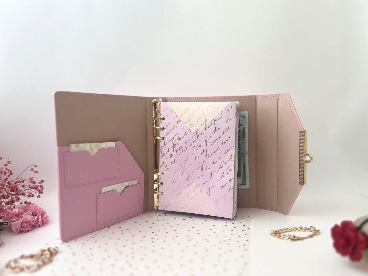 Hard cover A5 pink.