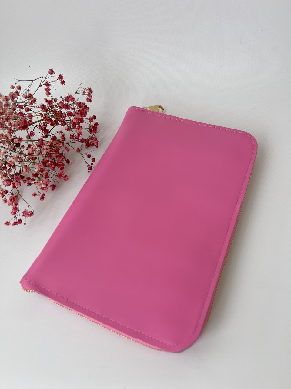 Pink leather zip cover for notebook A5