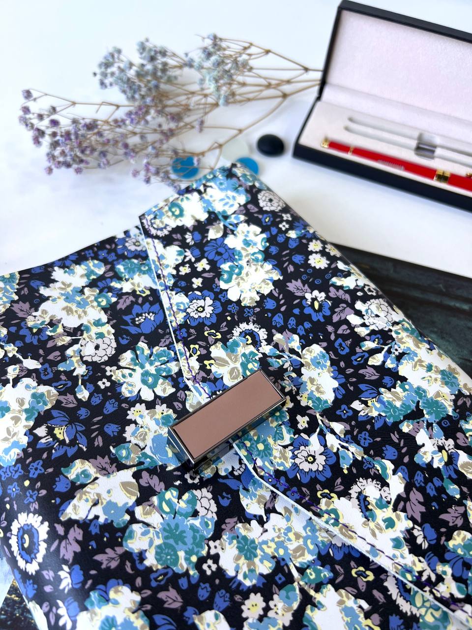 Flowers limited collection A5.