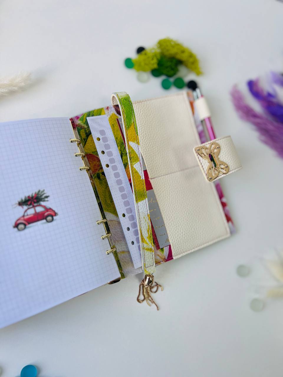 Flowers limited edition Leather Planner cover A5.