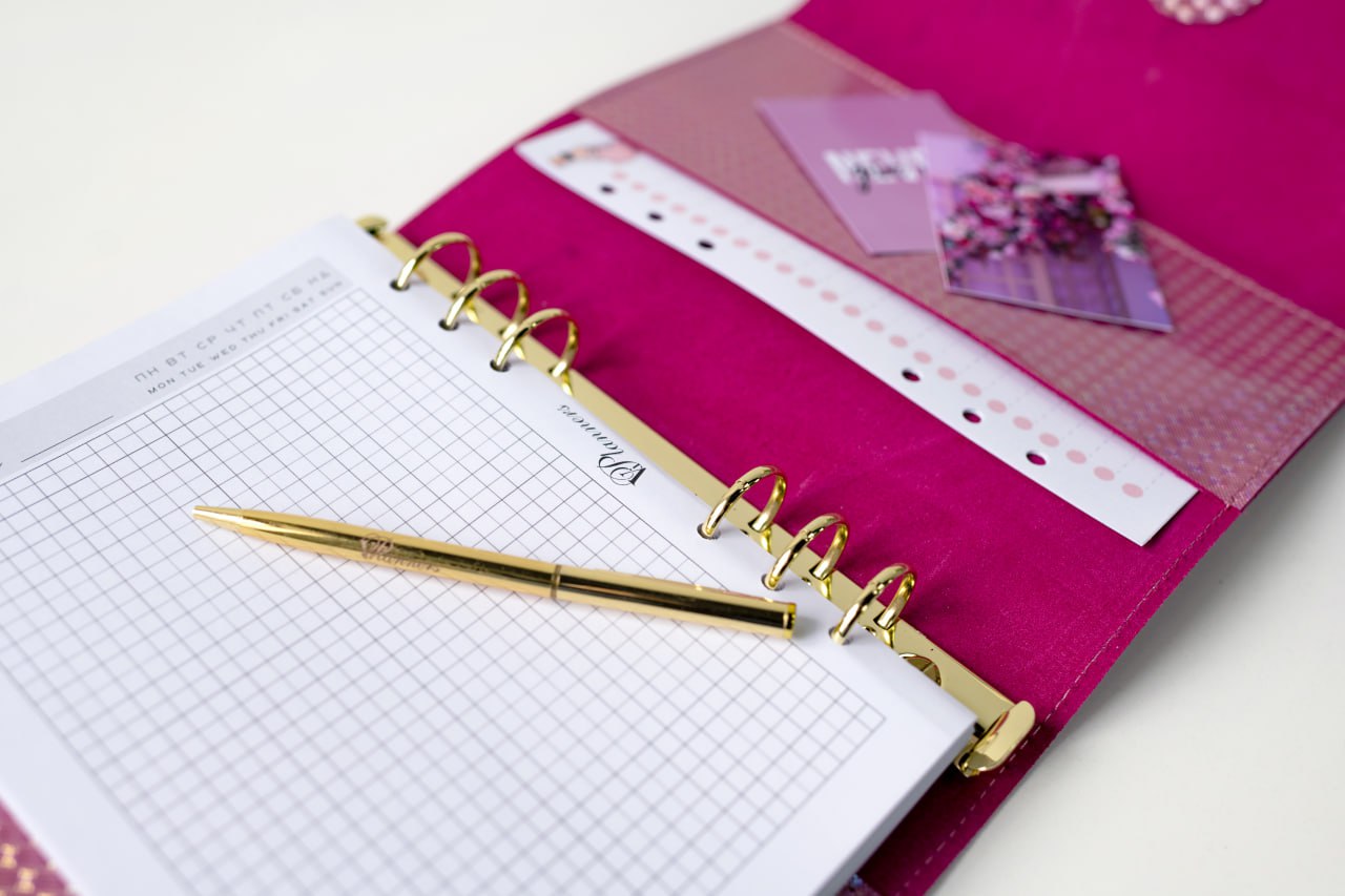 RARE holographic pink leather notebook cover A5. Natural Italian Leather Pink Planner A5, Leather template, A5 ring binder,Binder a5.
