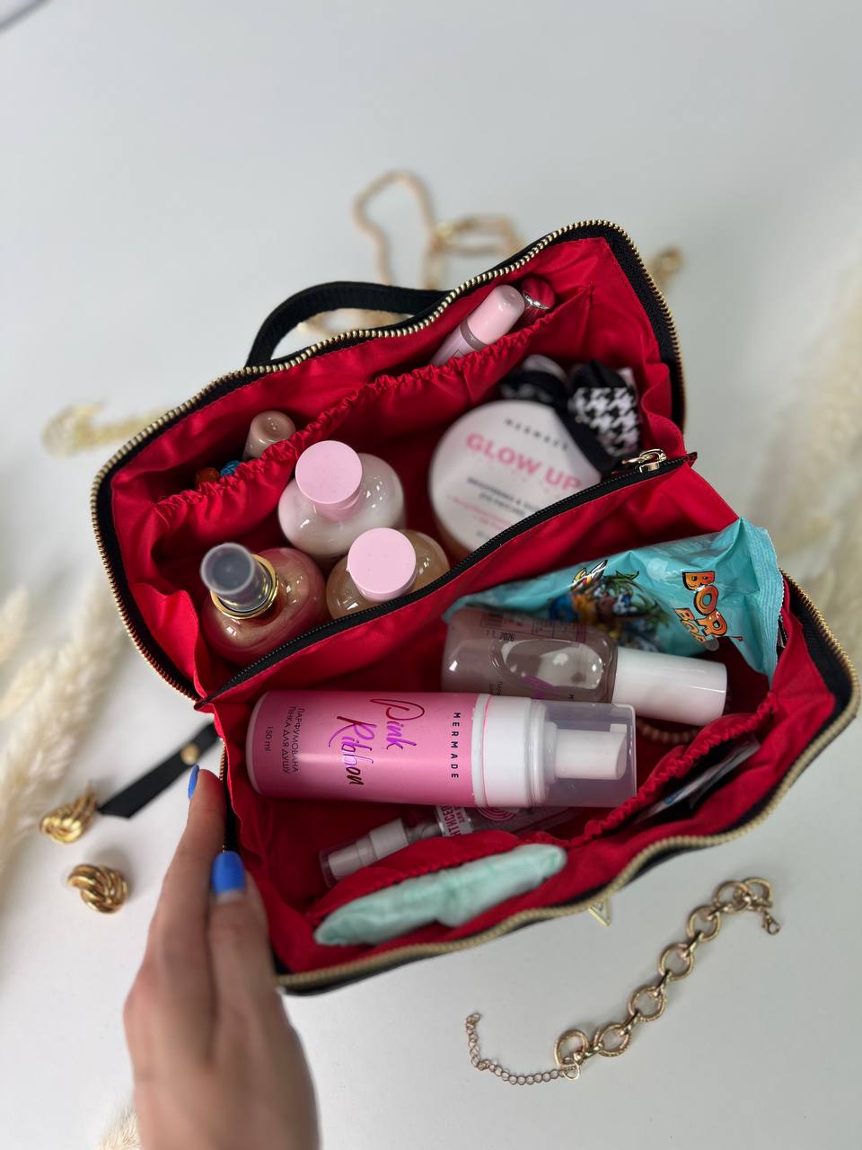 Bridesmaid gifts, Leather makeup bag, Mothers day gift, Personalized gift, Bridesmaid, Gift for her, pink cosmetic bag.