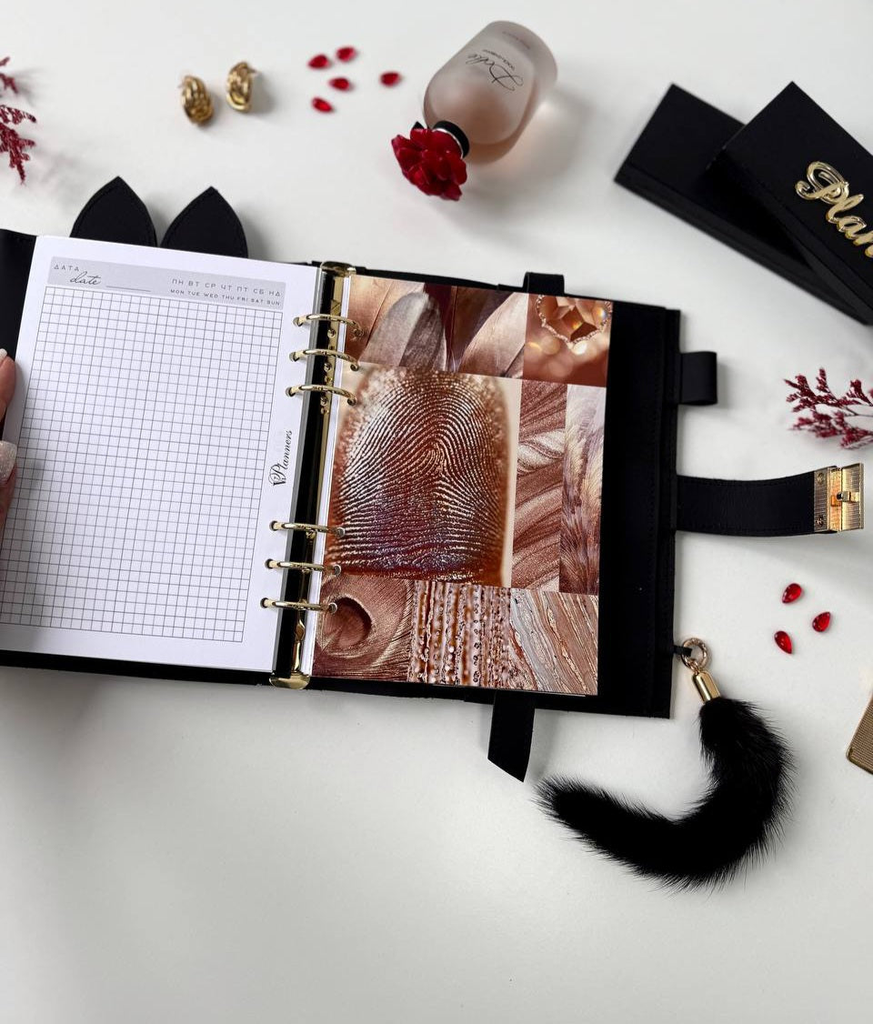 Midnight Luxe: Black & Gold A5 Leather Binder