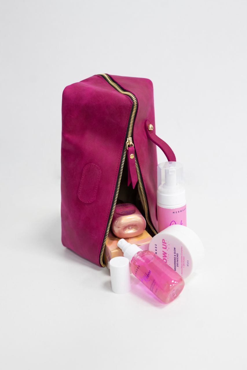 Bridesmaid gifts, Leather makeup bag, Mothers day gift, Personalized gift, Bridesmaid, Gift for her, pink cosmetic bag.