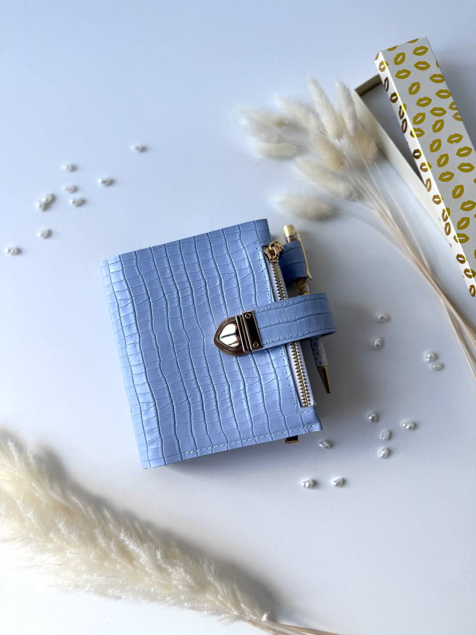 Leather mini planner A7, mini planner,personal size, study stationery, passport size notebook, leather wallet binder planner daily.