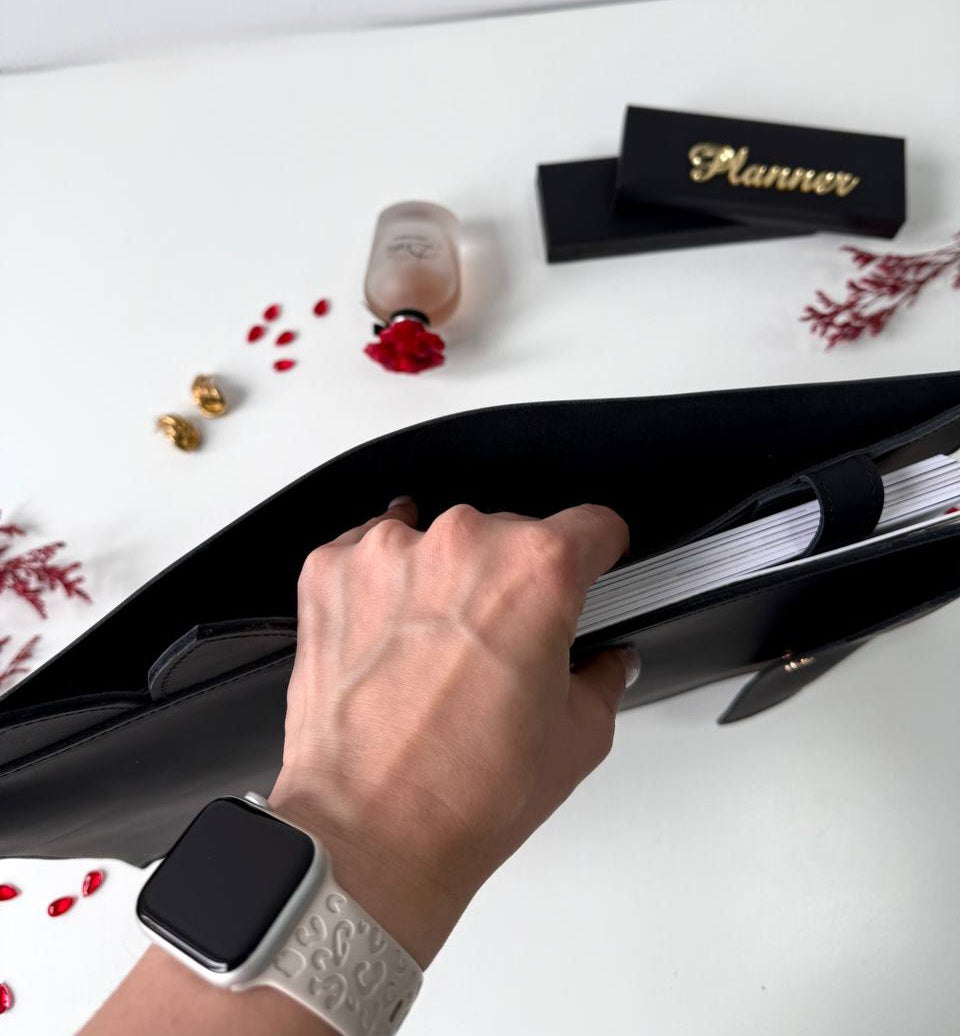 Midnight Luxe: Black & Gold A5 Leather Binder