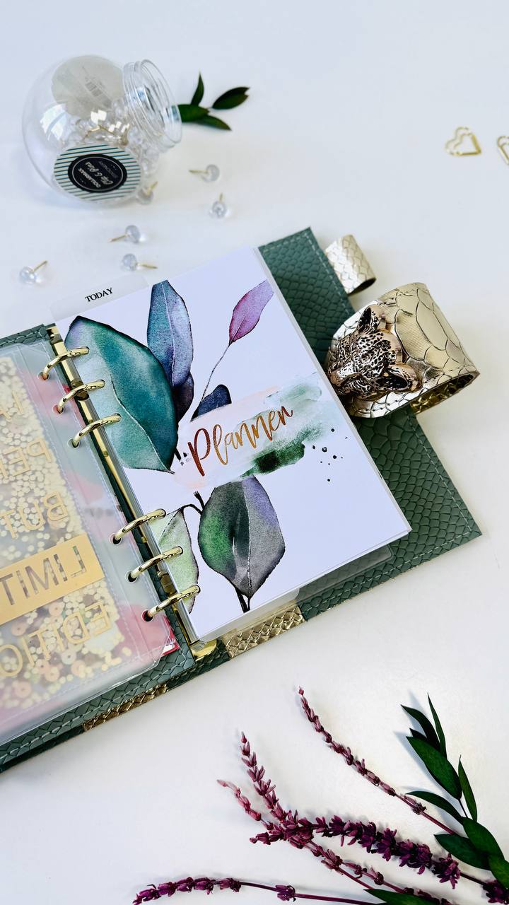 Pistachio Green A6 Genuine Leather Planner Binder – Gold Snake Accent with Panther Clasp