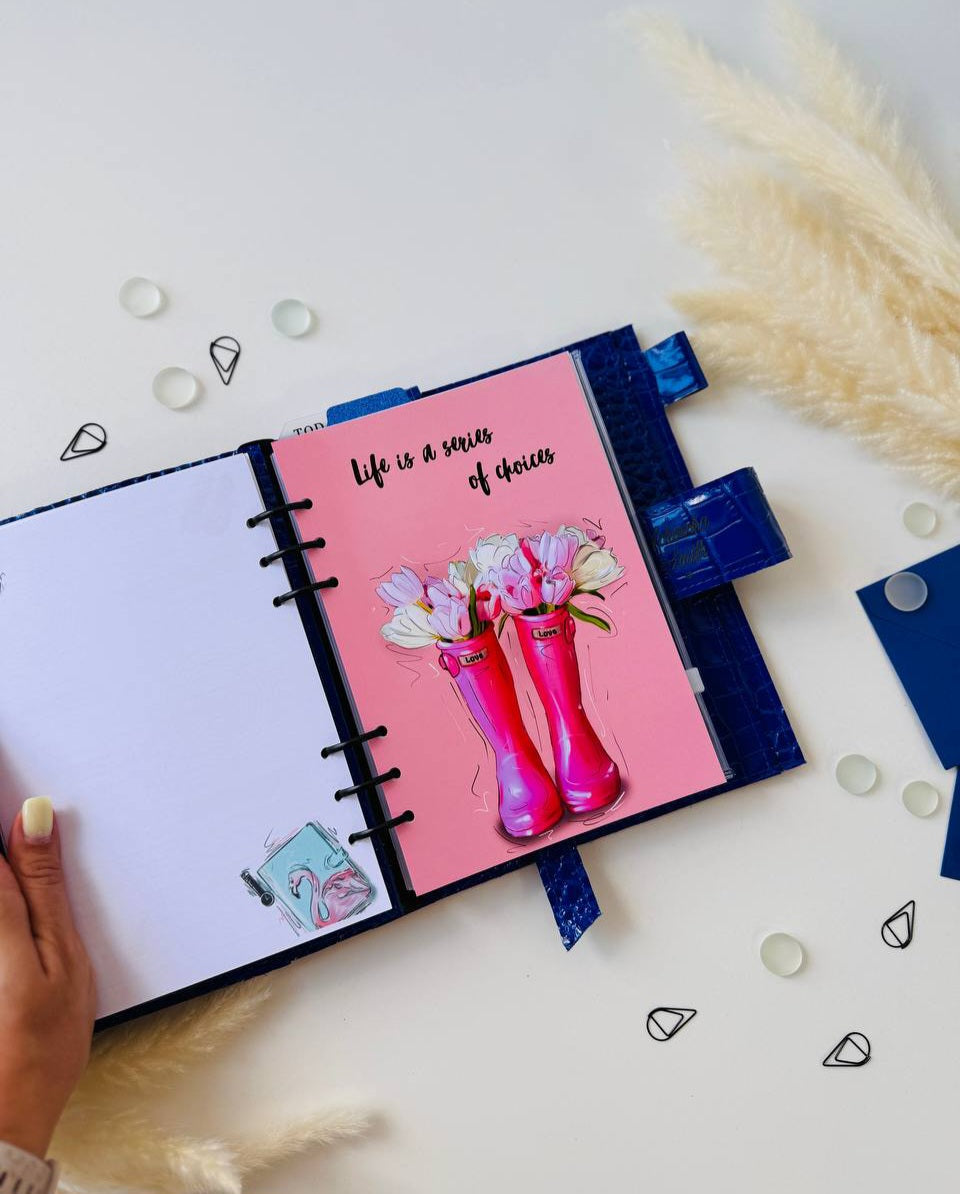 Personalized leather planner big binder A5- cover for documents A4 and A5 format.