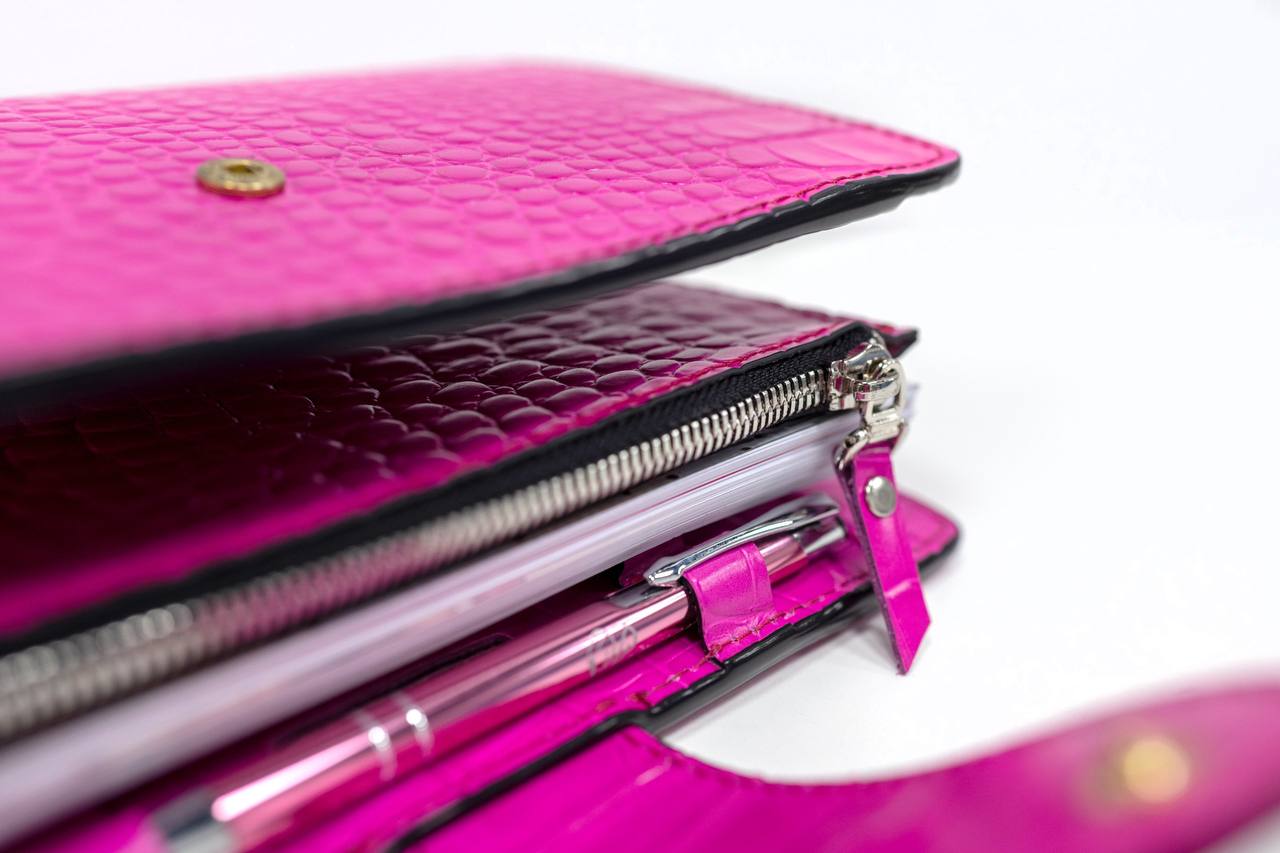 Hot pink Natural Italian Leather Planner A5, gift for her, perfect planner, Ring Planner Agenda A5 Six Ring Planner and Ring Personal Planner.