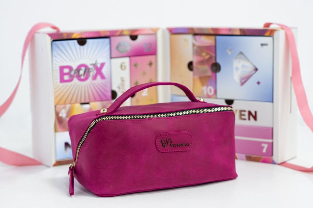 Bridesmaid gifts, Leather makeup bag, Mothers day gift, Personalized gift, Bridesmaid, Gift for her, pink cosmetic bag.