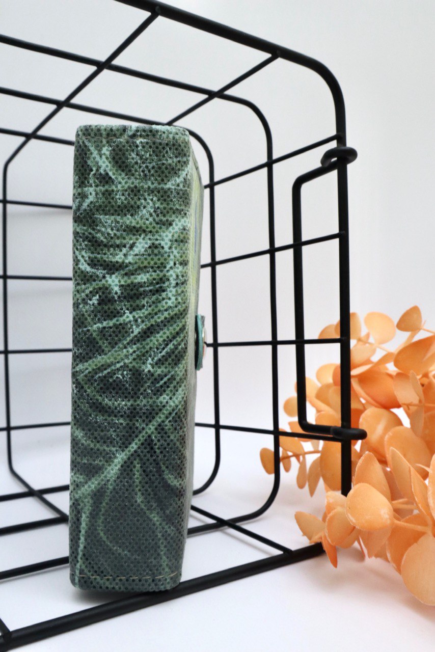 Mini leather notebook A7, 400 pages for the note.