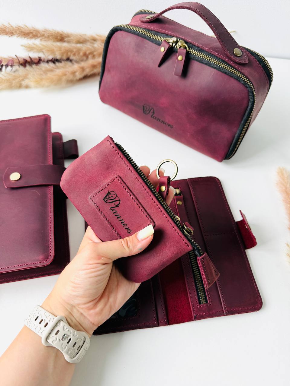 Luxury Leather Gift Set: Notebook, Wallet, Cosmetic Bag, Keychain - Personalized.