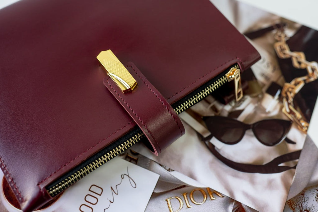 Leather cover A5 - for documents A5 and A4 size.