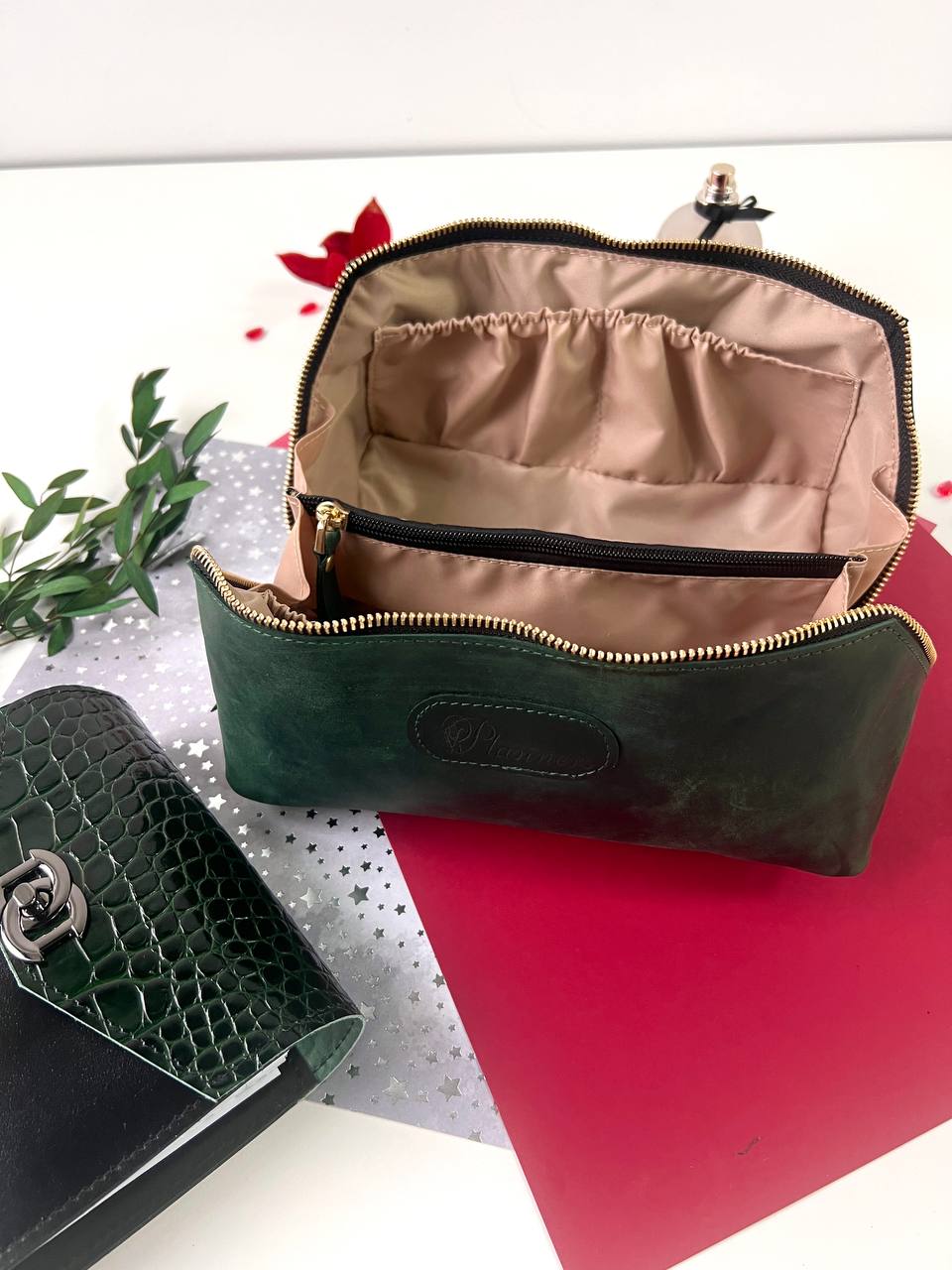 Bridesmaid gifts, Leather makeup bag, Mothers day gift, Personalized gift, Bridesmaid, Gift for her, pink cosmetic bag.