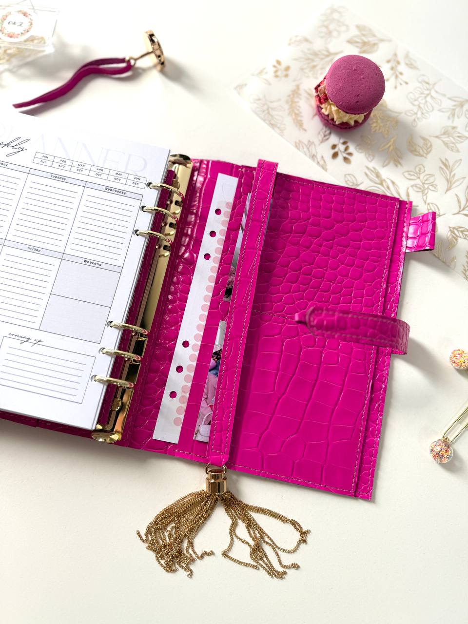 Hot pink leather planner A5 for documents A4 and A5 format. Weekly planning.