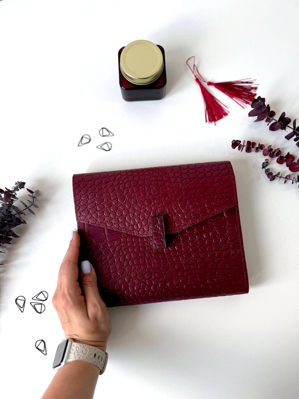 Classeur Agenda en cuir A5 pour documents format A4 et A5, couverture en cuir exclusive en édition limitée pour carnet, agendas couleur bordeaux de l'année.