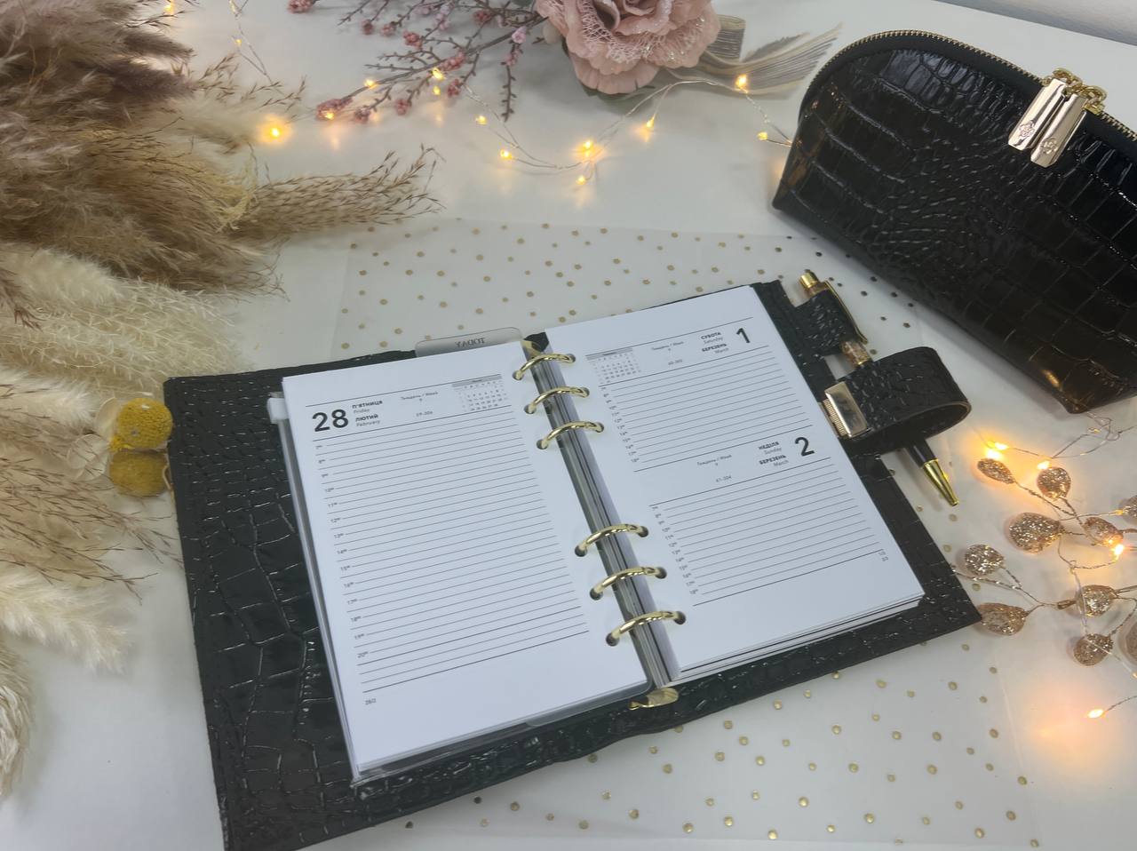 A6 leather double planner cover binder 6 rings binder, dated planner, leather planner, gift for her, medium size planner. With makeup bag.