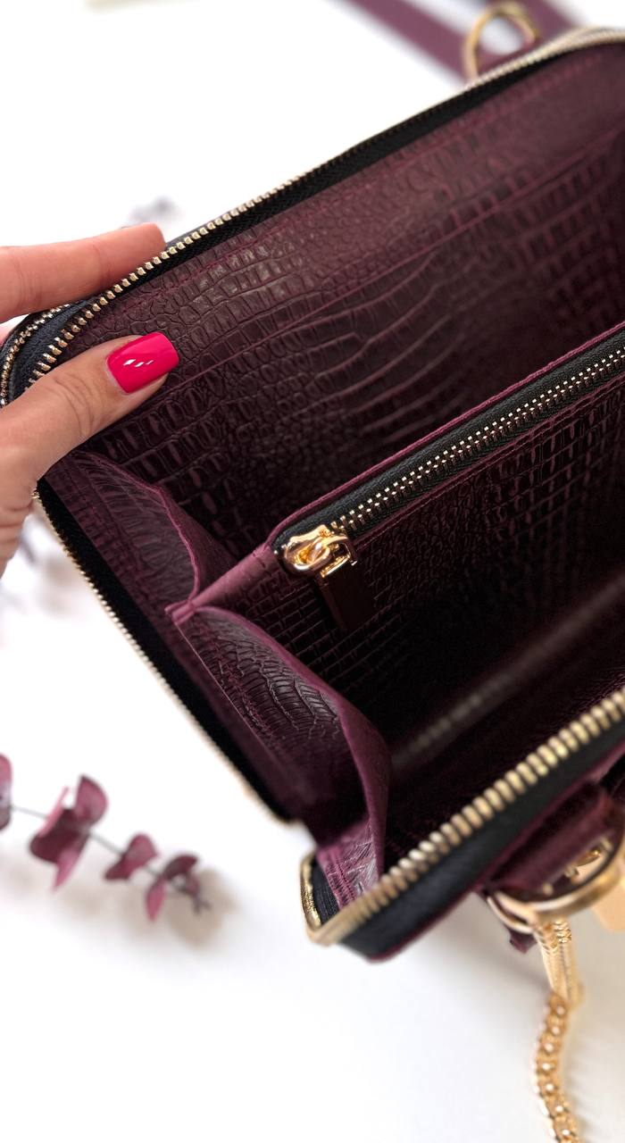 Discover the Perfect Union of Form and Function with Our Burgundy Croc A5 Bag-Planner