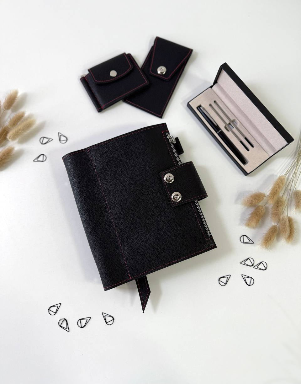 An exquisite and functional gift set for those who appreciate elegance and order.