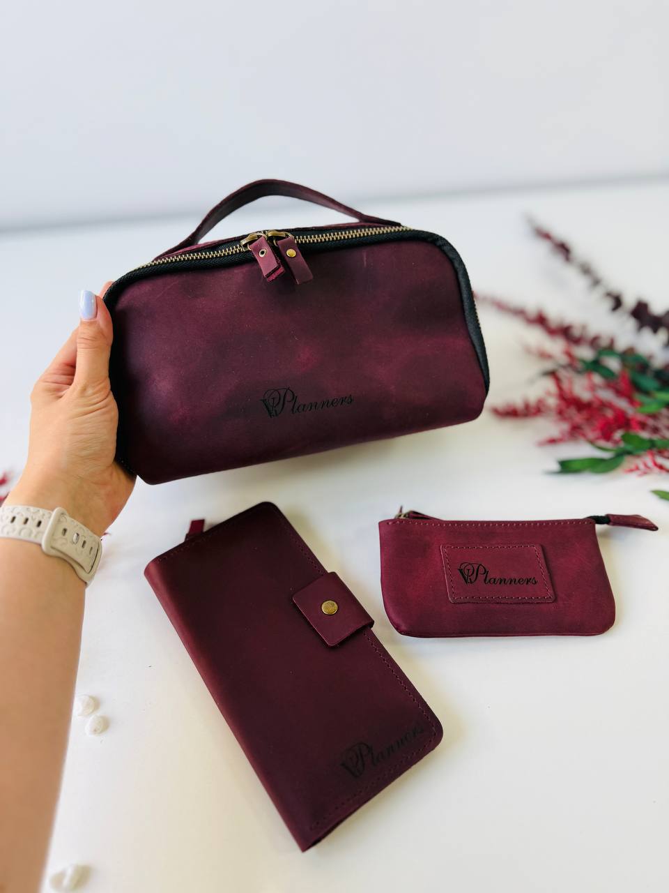 Luxury Leather Gift Set: Notebook, Wallet, Cosmetic Bag, Keychain - Personalized.