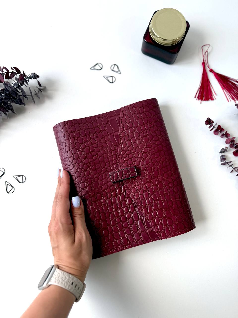 Classeur Agenda en cuir A5 pour documents format A4 et A5, couverture en cuir exclusive en édition limitée pour carnet, agendas couleur bordeaux de l'année.