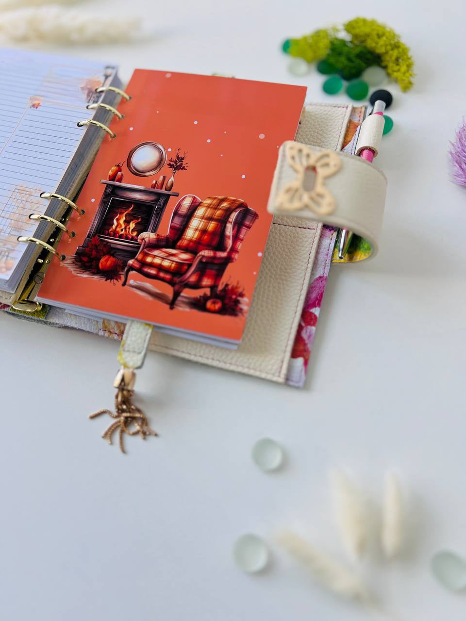 Flowers limited edition Leather Planner cover A5.