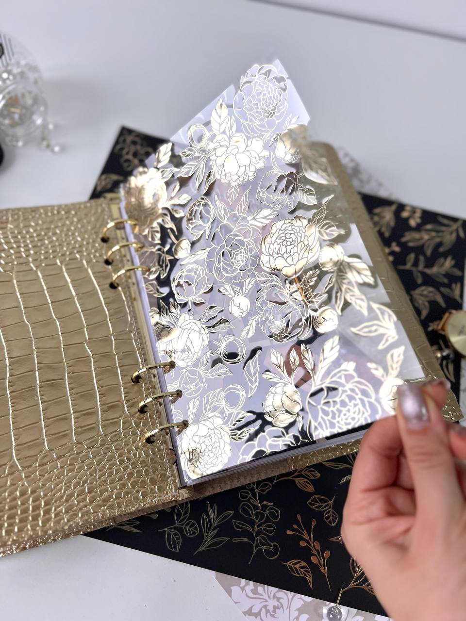 Gold leather notebookcoverA5withbigbinderrings. Perfect leather planner A5.