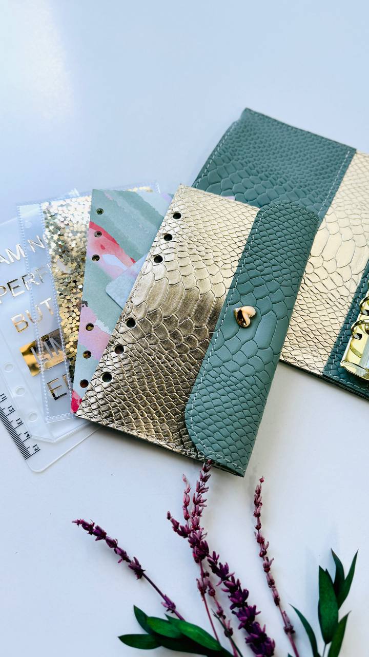 Pistachio Green A6 Genuine Leather Planner Binder – Gold Snake Accent with Panther Clasp
