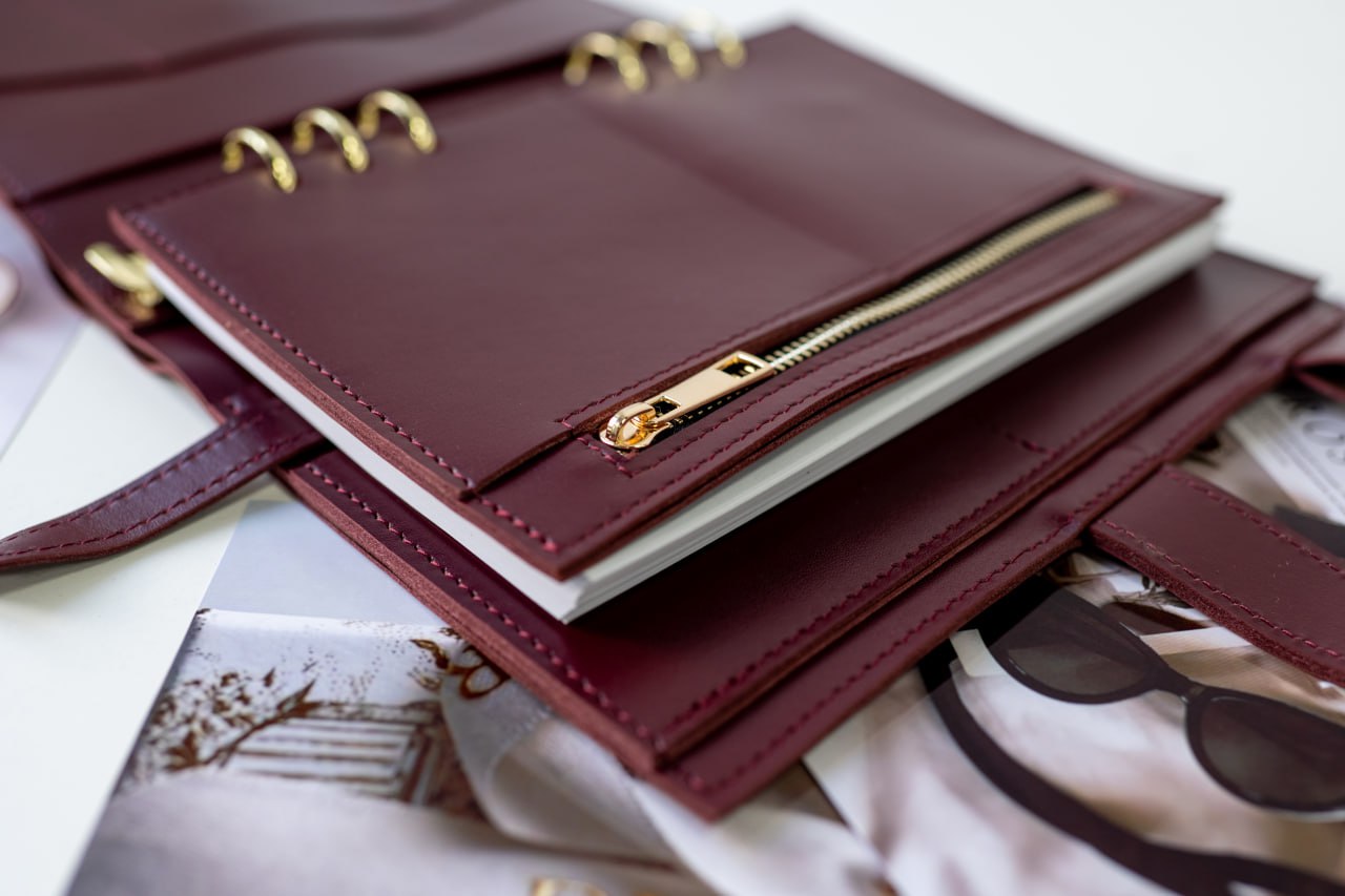 Leather cover A5 - for documents A5 and A4 size.