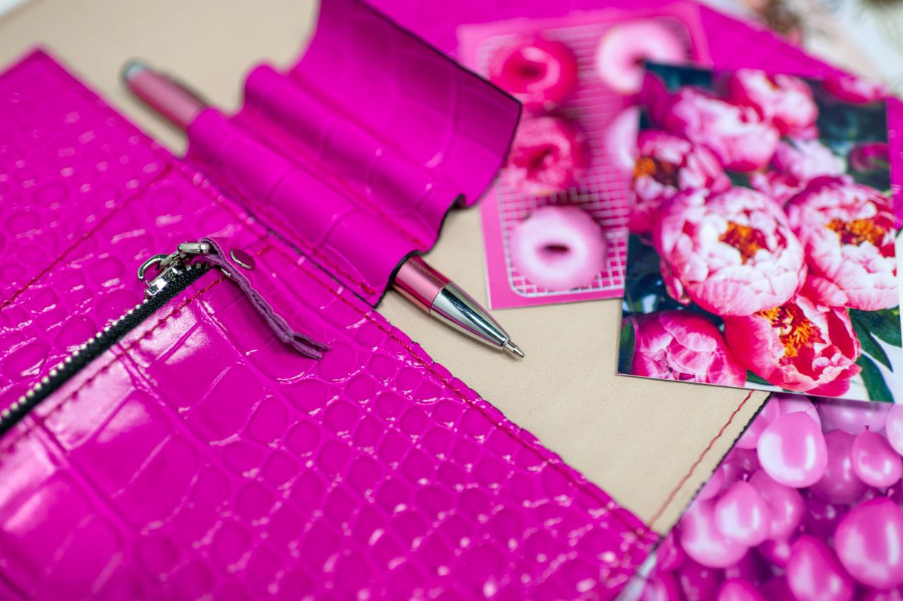 Hot pink Natural Italian Leather Planner A5, gift for her, perfect planner, Ring Planner Agenda A5 Six Ring Planner and Ring Personal Planner.