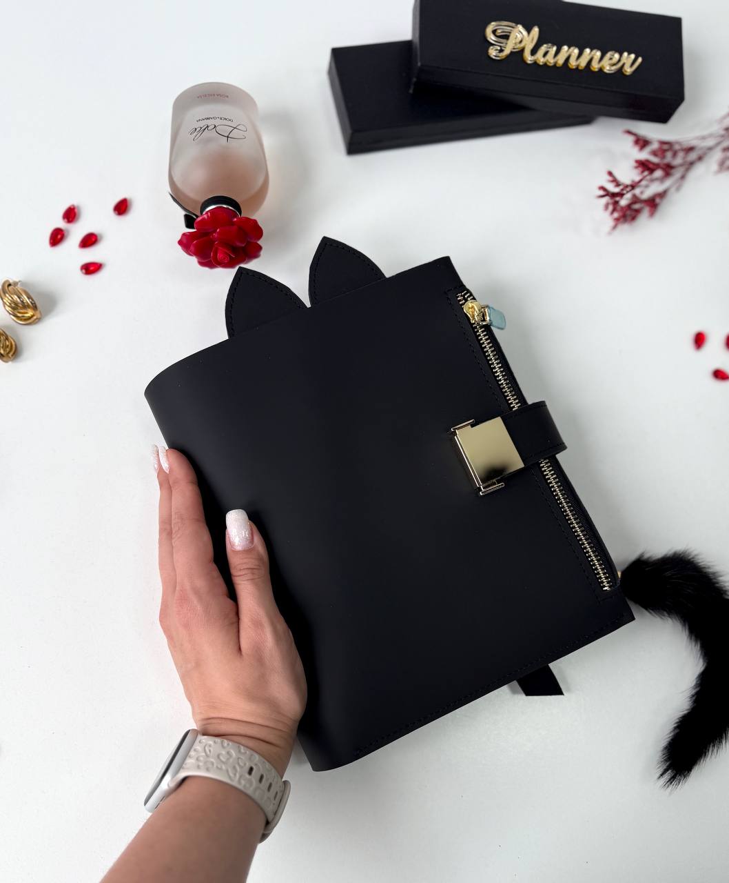 Midnight Luxe: Black & Gold A5 Leather Binder