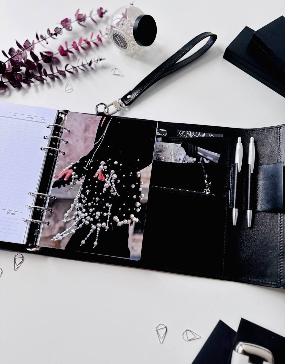🖤Black heart🖤 Natural Italian Leather Planner A5, gift for her, perfect planner, Ring Planner Agenda A5 Six Ring Planner and Ring Personal Planner.