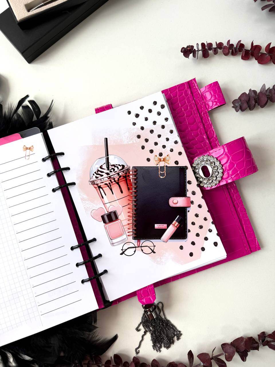 Hot pink leather planner A5 with black furniture and gifts 🎁