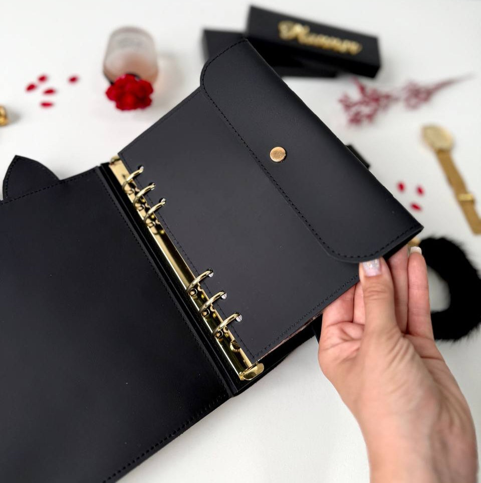 Midnight Luxe: Black & Gold A5 Leather Binder
