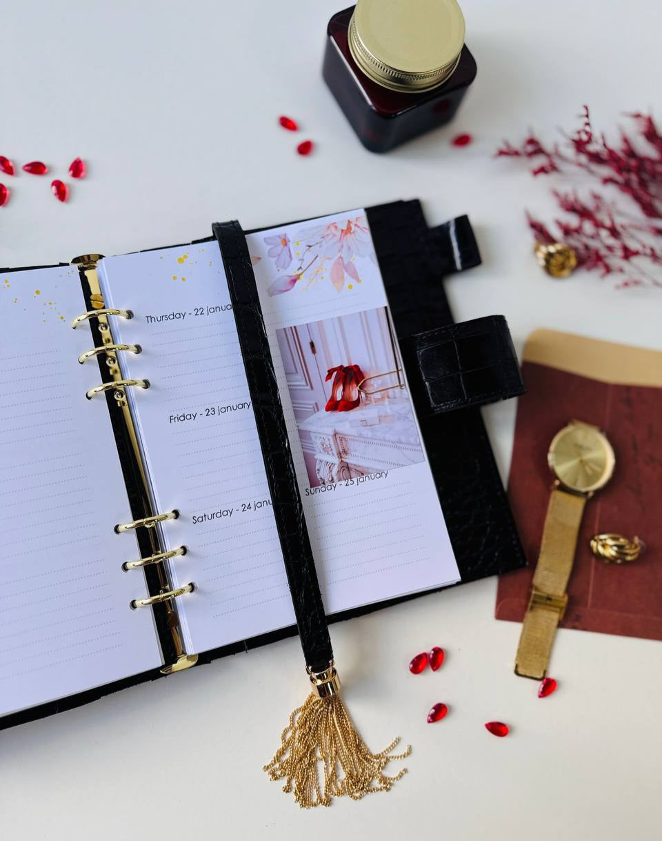 Personalized DATED 2026 horizontal week leather planner big binder A5- cover for documents A4 and A5 format.